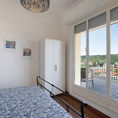 La Casa Del Riccio Apartment Арона Екстериор снимка